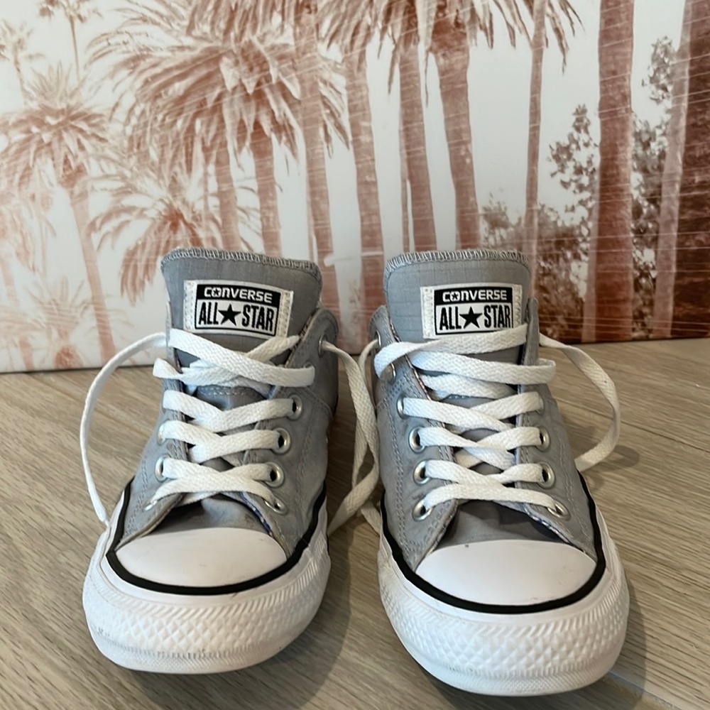 Woman’s Converse all star, Size 7, Color grey great condition but small stains